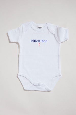 Milch her! - Strampler aus weisser Biobaumwolle von Elternhaus